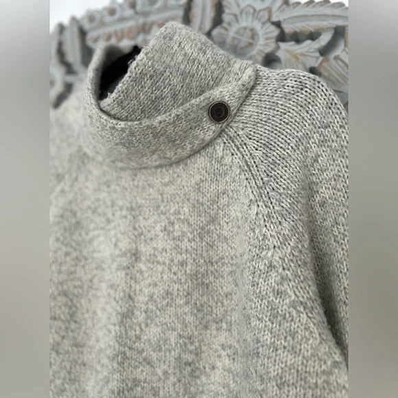 Roots Beige/Grey Knit Cowl Neck Pullover Sweater – Size XL, Cozy & Stylish - Picture 5 of 13